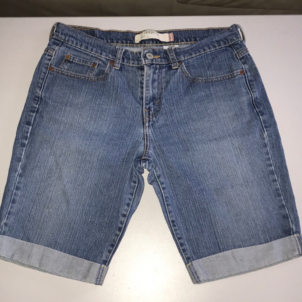 Women’s Levi’s Shorts
